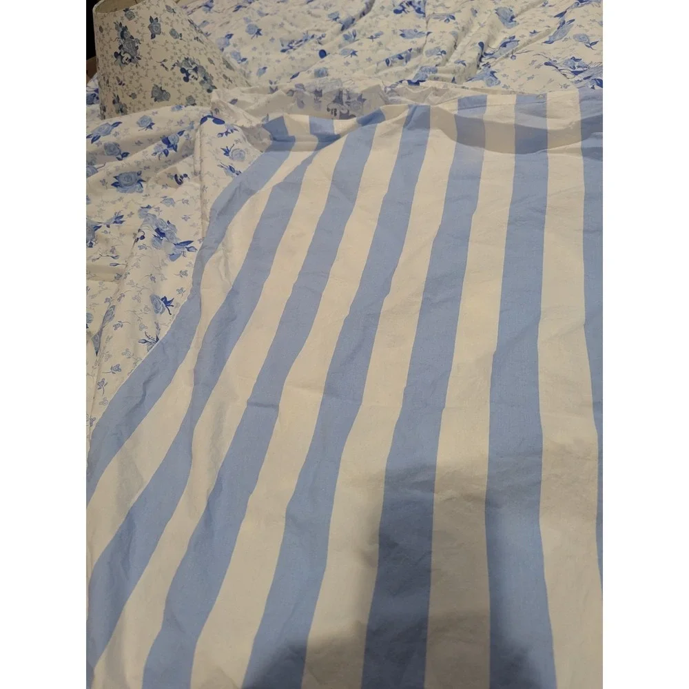 VTG Disney Mickey Mouse Blue‎ Floral Rose Comforter Portugal Cotton Cottagecore